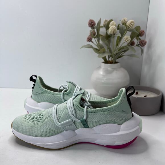 Sorel Explorer Defy Low Sneaker Green NL4817-390 Women's 8.5 Tried On - Picture 7 of 10